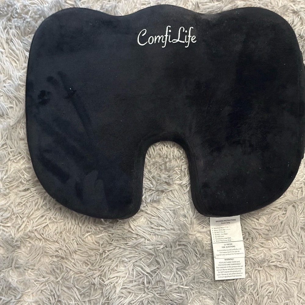 ComfiLife Black Memory Foam Seat Cushion - Picture 1 of 5
